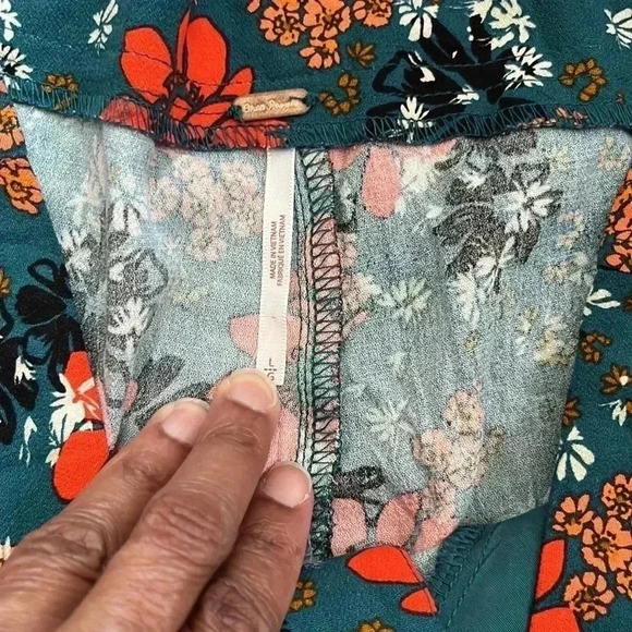 Free People Can’t Take My Eyes Off You Floral Pants L - Picture 7 of 9